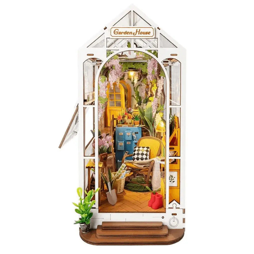 Book Nook Garden House